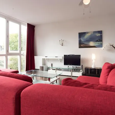Sloterplas Modern Апартаменты *